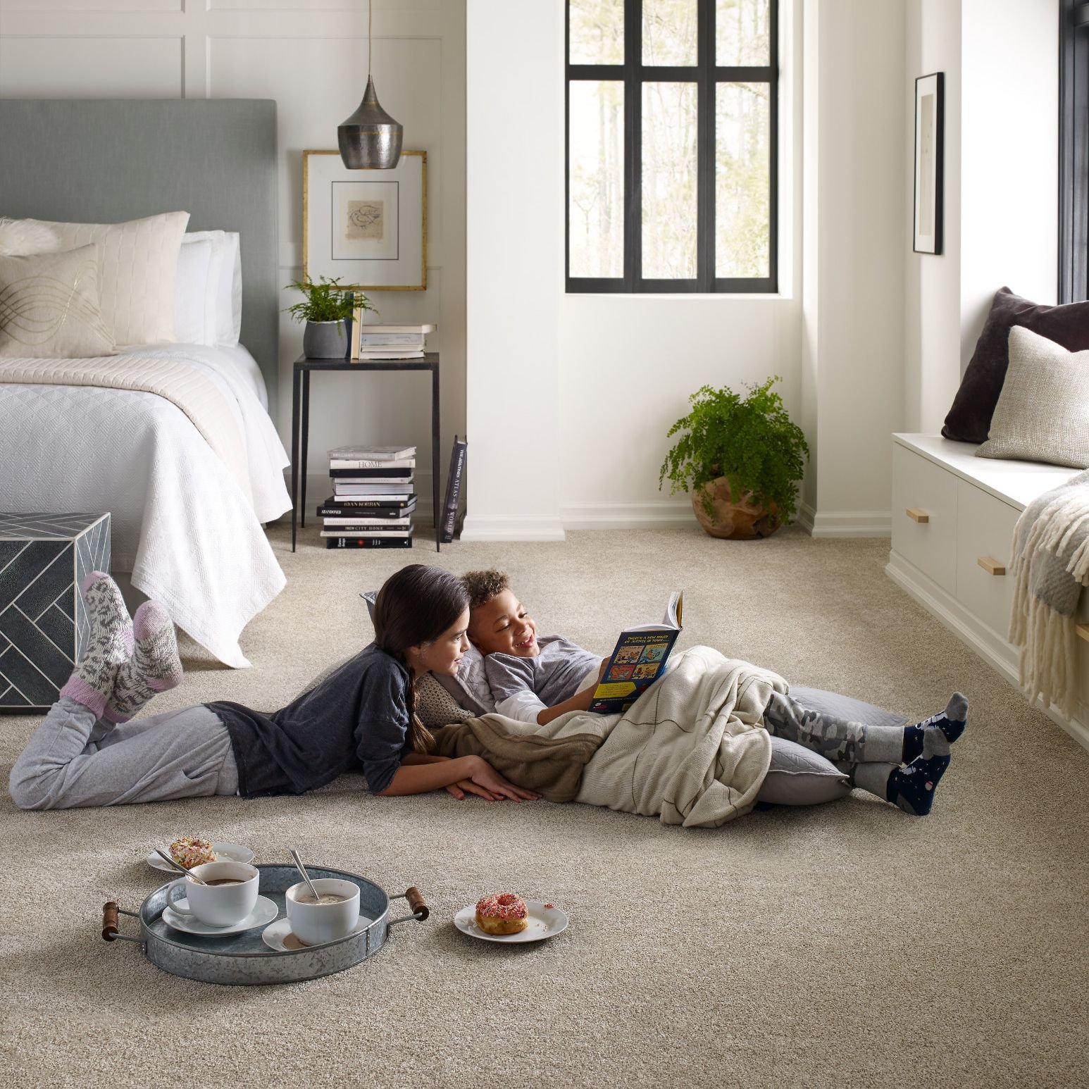 Kids reading on carpet - Kimple Carpet, LLC in Gettysburg